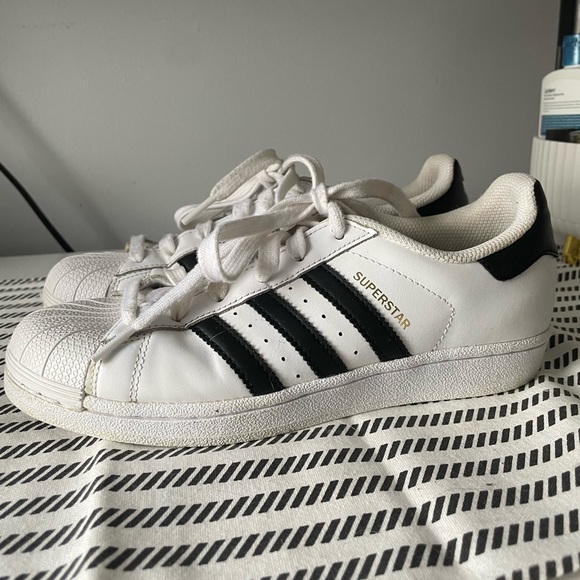 ADIDAS SUPERSTARS - Picture 2 of 5